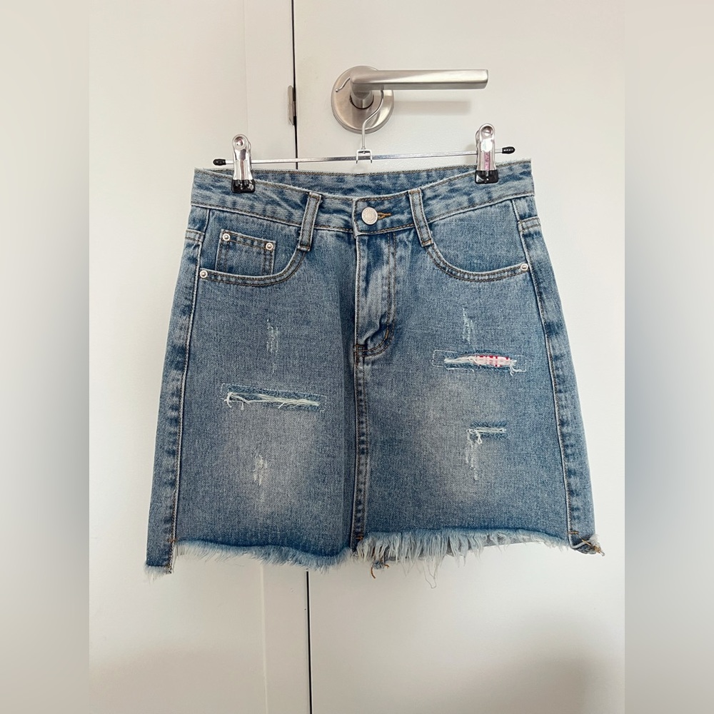 Jing skirt size S, brand new